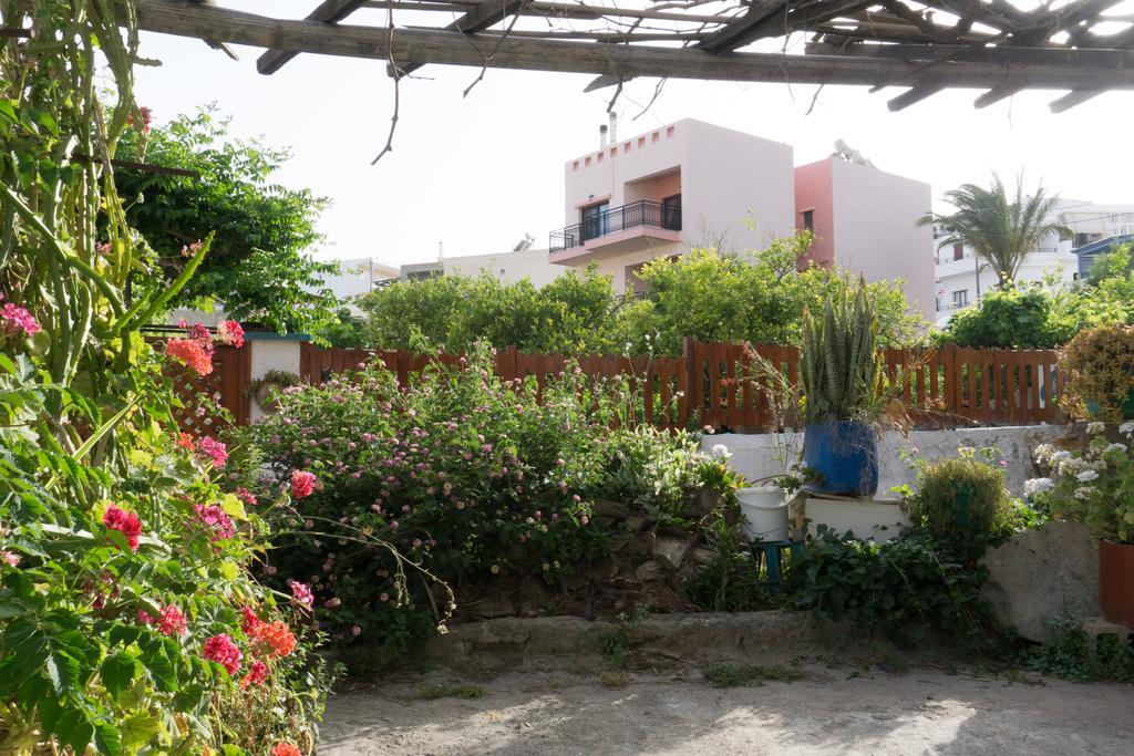 Porfyra'S Island Apartment Makrýgialos Exterior foto